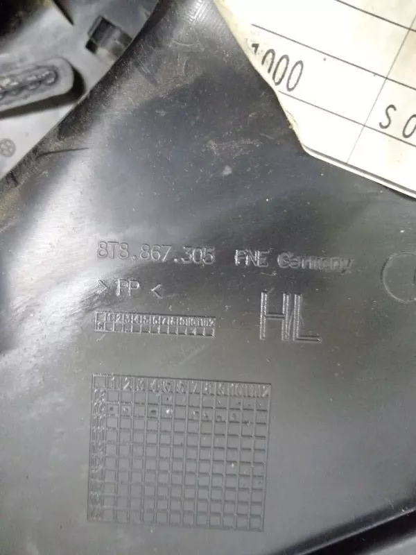 Обшивка двери Audi A4 2009 8K0867303G B8, задняя левая