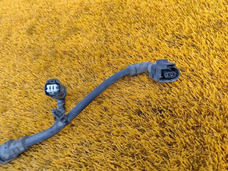 Проводка датчика ABS