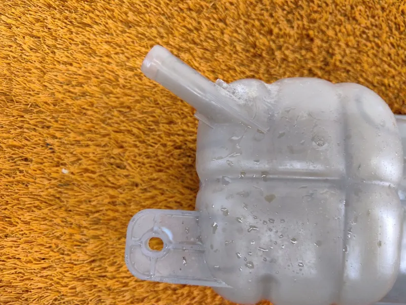 Бачок расширительный