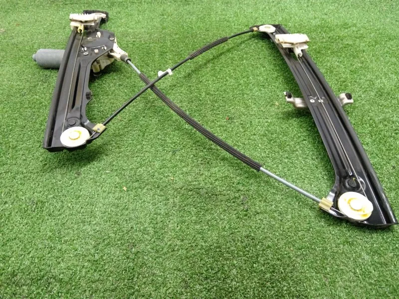 Стеклоподъемник BMW X5 2007 51337166380 E70, передний правый