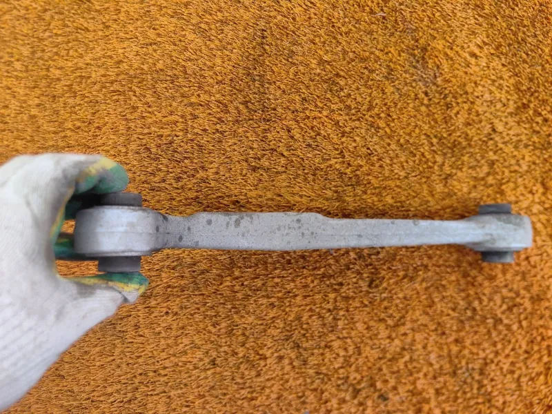 Рычаг подвески