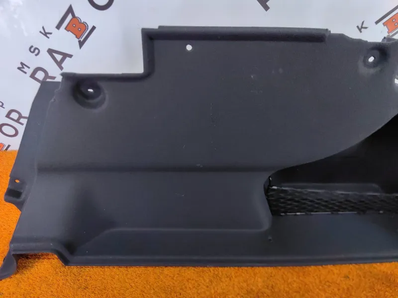 Обшивка багажника