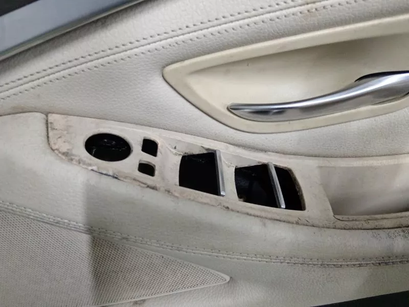 Обшивка двери BMW 5-Series 2010 51417273350 F10, передняя правая