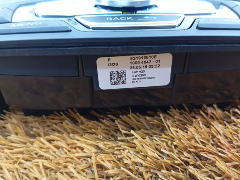 Панель управления в центральной консоли Audi A6 2018 4G1919610E C7