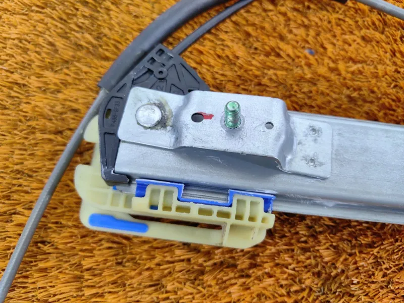 Стеклоподъемник