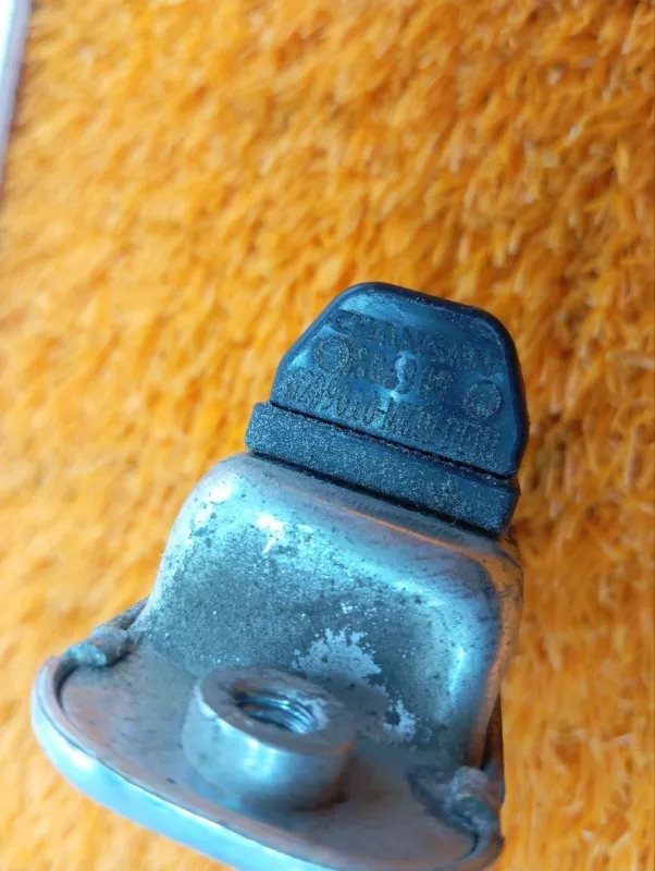 Ограничитель двери