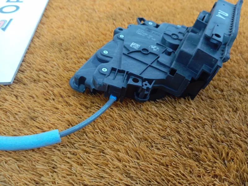 Замок двери