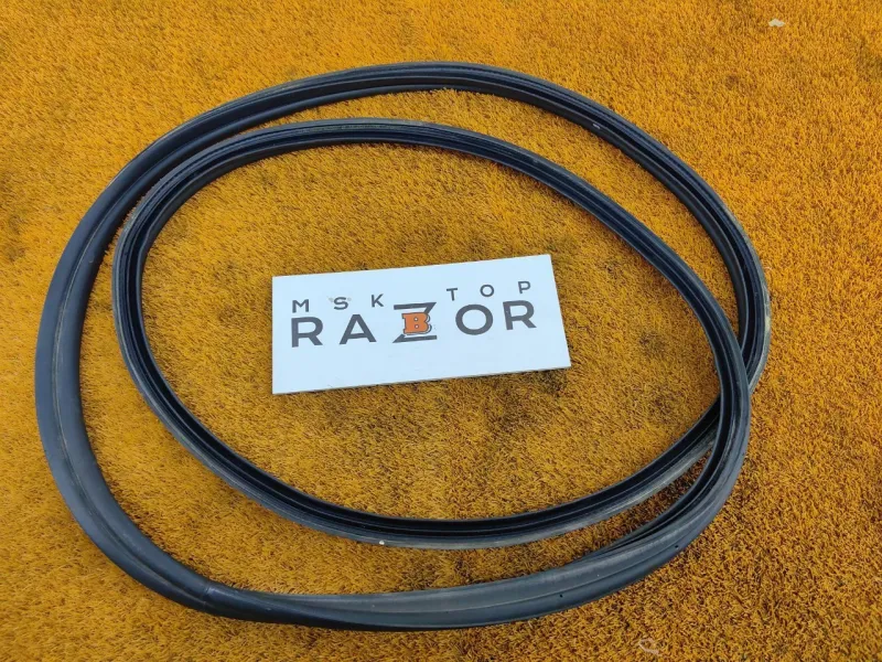 Уплотнитель багажника