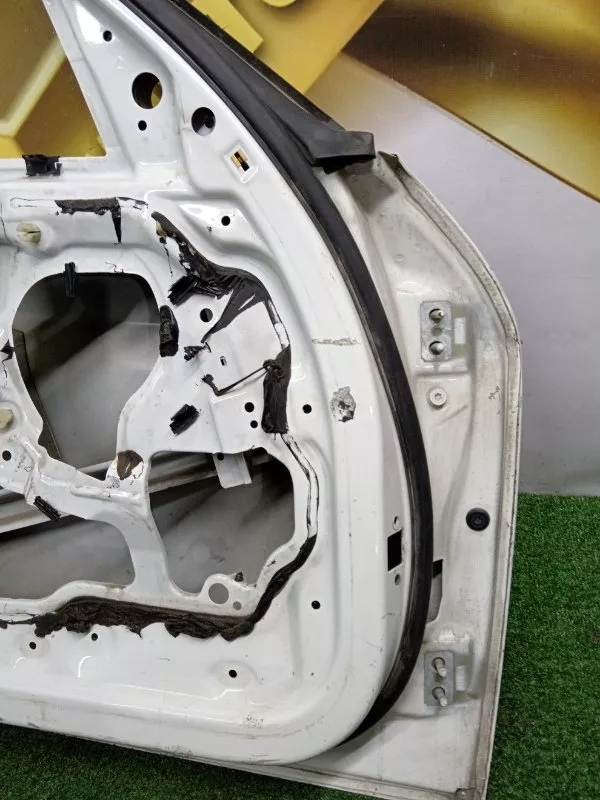 Дверь BMW 3-Series 2006 41007203643 E90, передняя левая