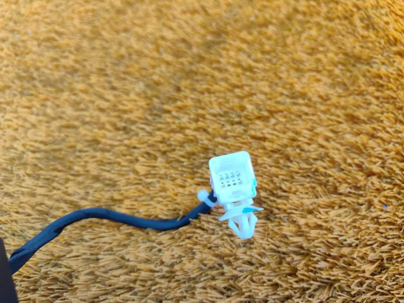 Кнопка стеклоподъемника