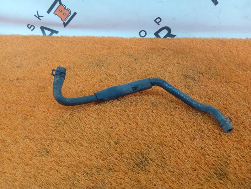 Трубка системы охлаждения