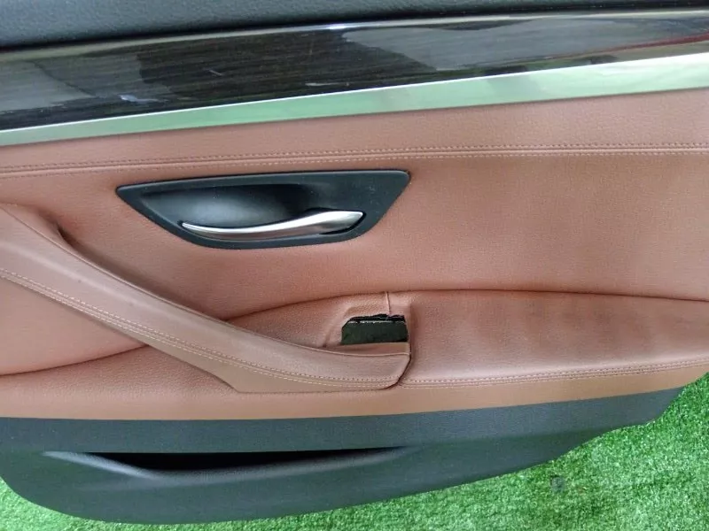 Обшивка двери BMW 5-Series 2011 51427273290 F10, задняя правая