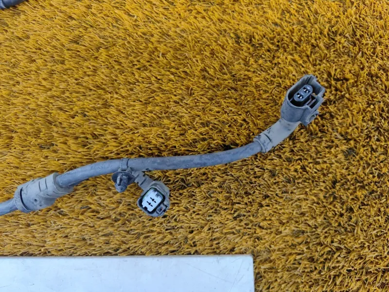 Проводка датчика ABS