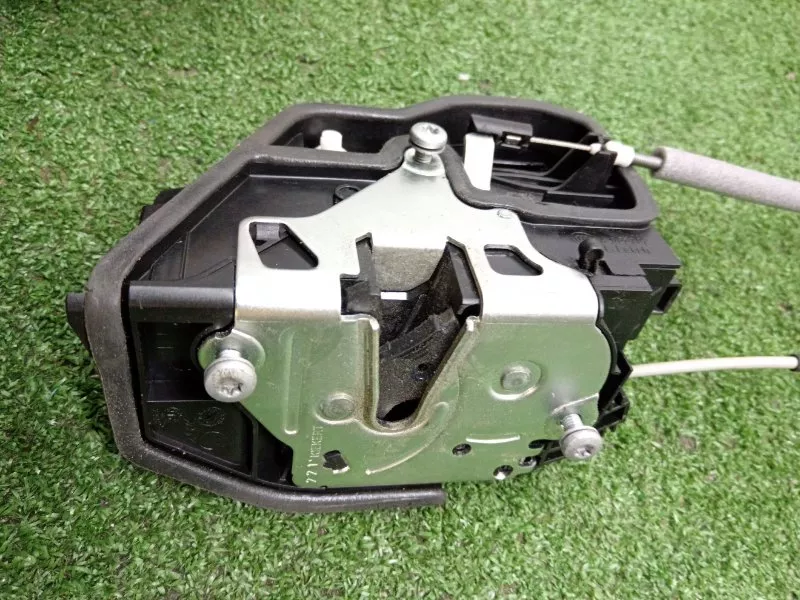 Замок двери