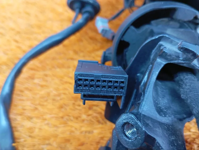 Зеркало боковое