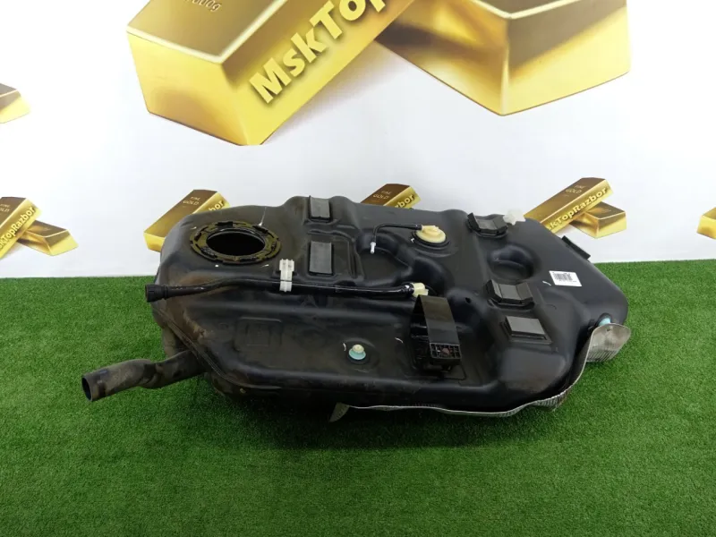 Бак топливный