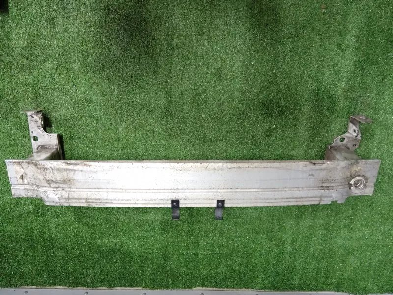 Усилитель бампера