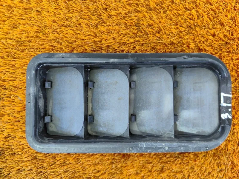 Решетка вентиляционная