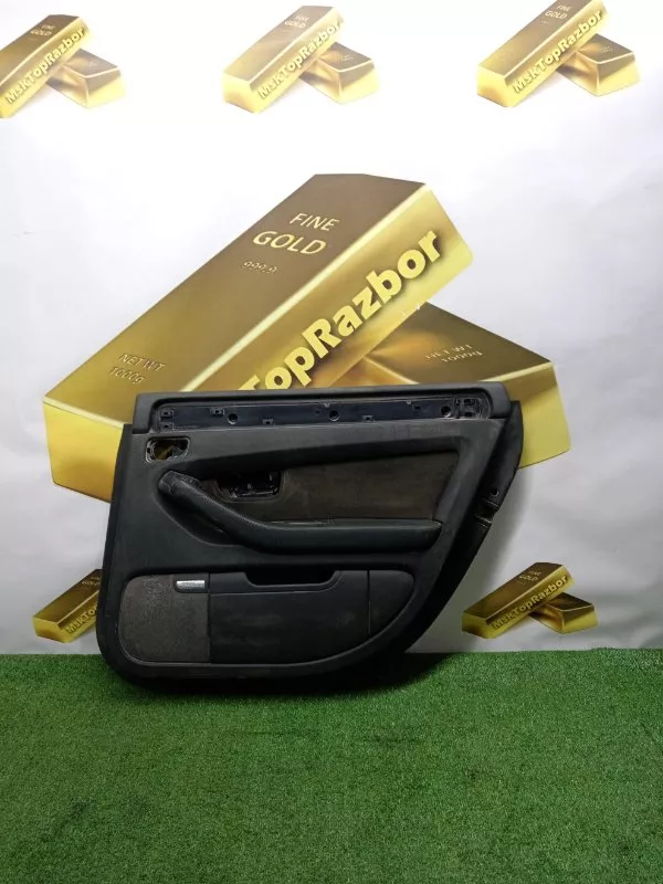 Обшивка двери