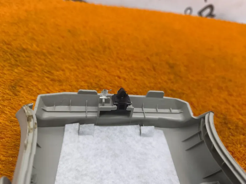 Обшивка центральной стойки