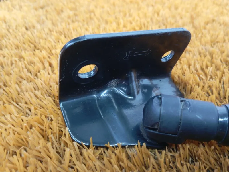 Амортизатор багажника