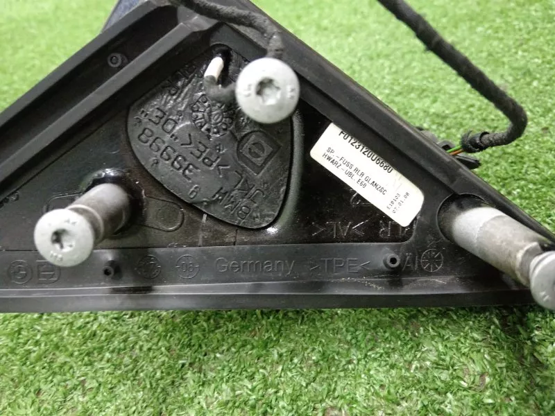 Зеркало боковое