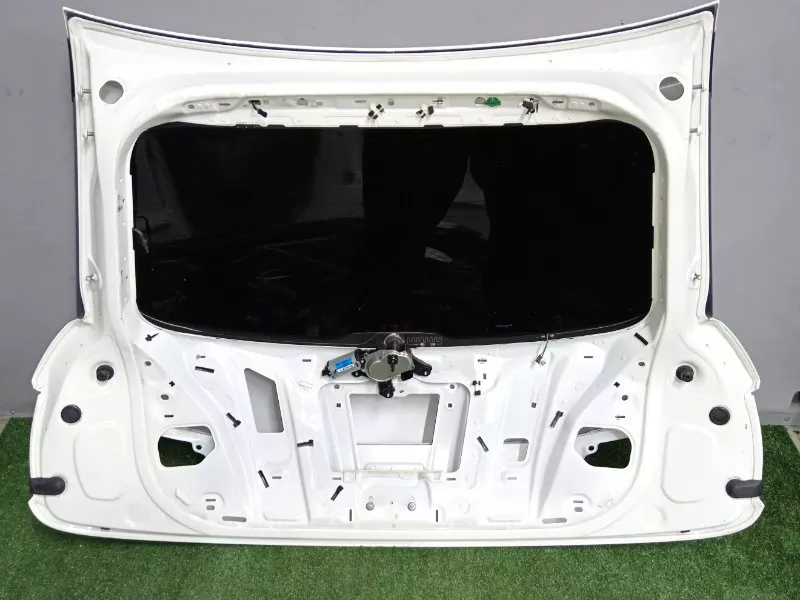 Крышка багажника