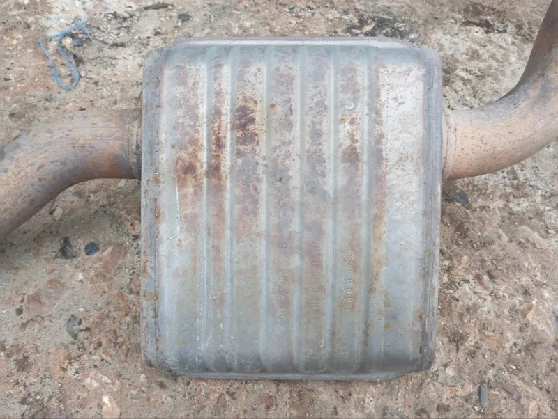 Резонатор глушителя