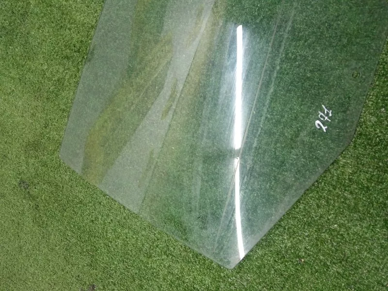 Стекло двери BMW 5-Series 2006 51357110635 E60, заднее левое