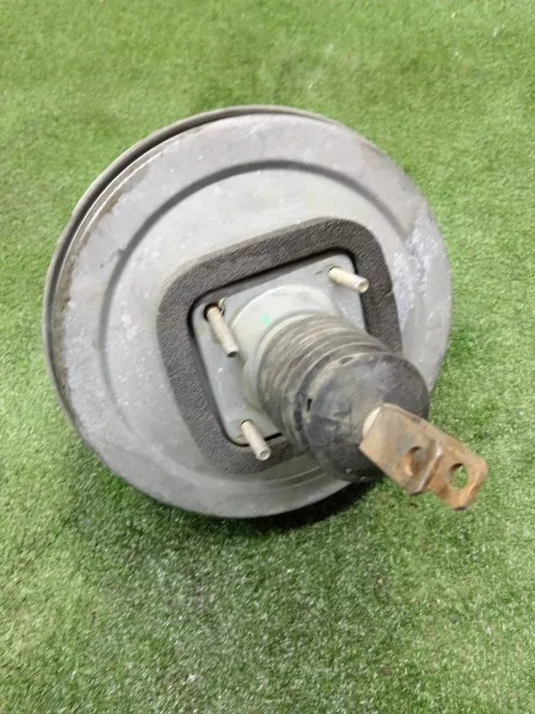 Главный тормозной цилиндр