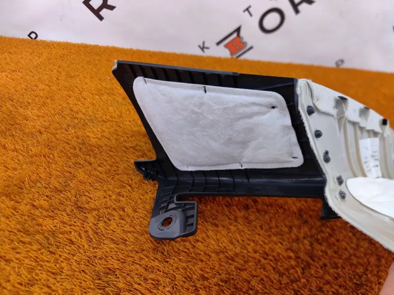 Обшивка стойки