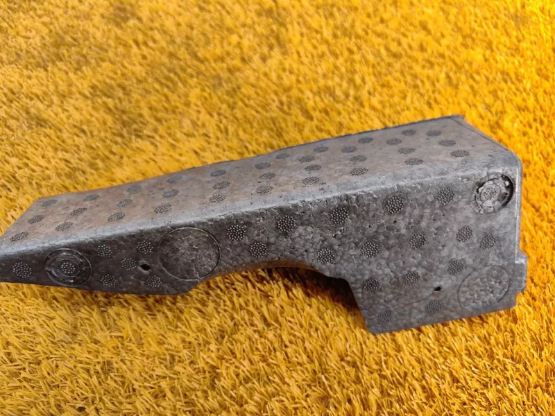 Уплотнитель багажника