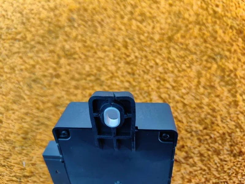 Преобразователь напряжения