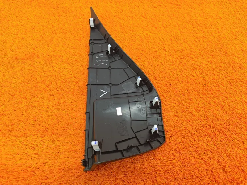 Накладка на торпедо