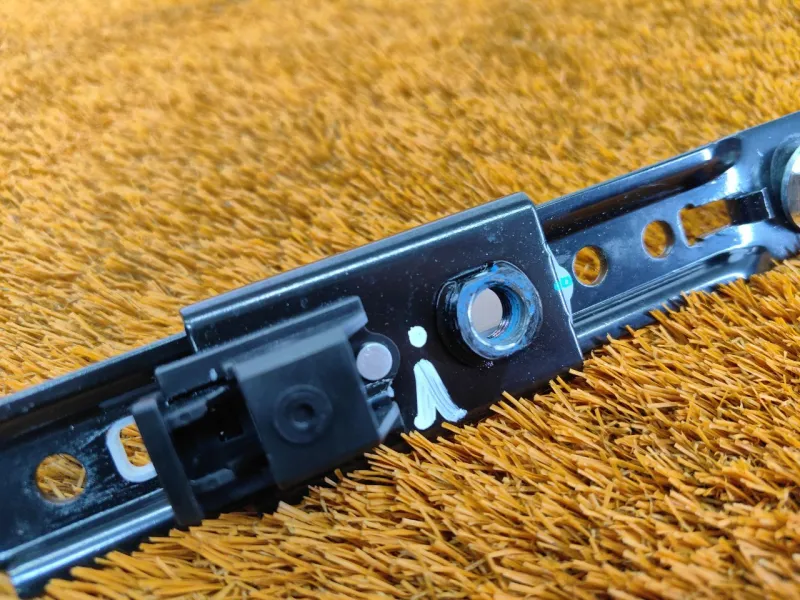 Механизм регулировки ремня безопасности