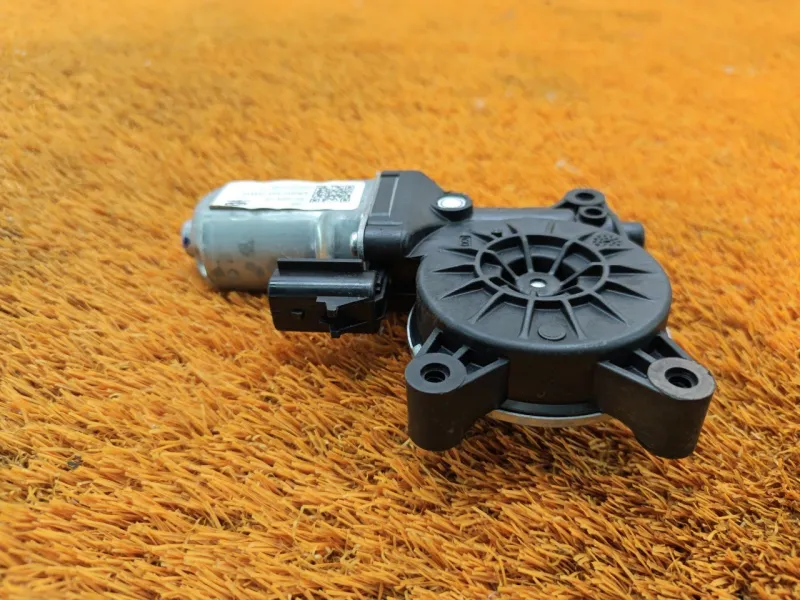 Мотор стеклоподъемника