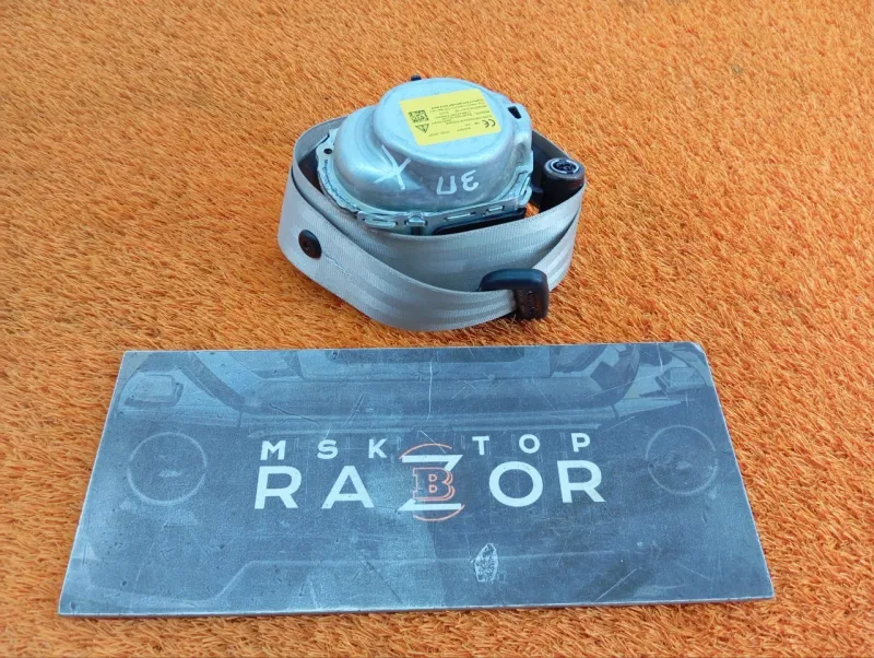 Ремень безопасности