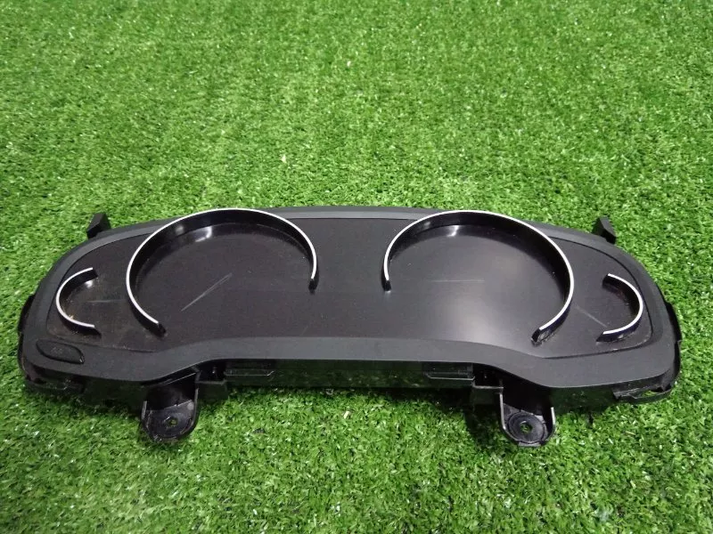 Панель приборов