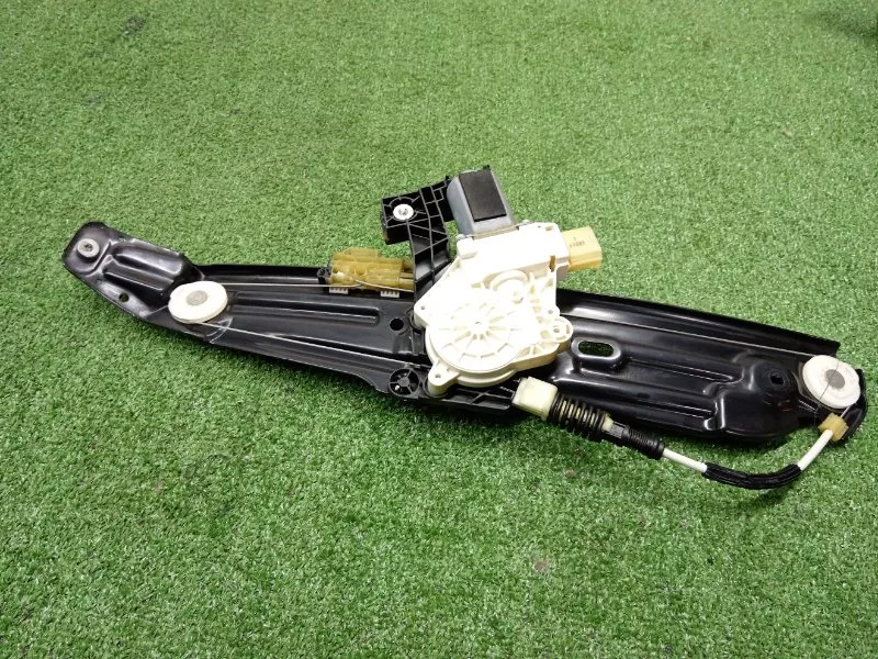 Стеклоподъемник BMW 5-Series 2011 51357182614 F10/F11, задний правый