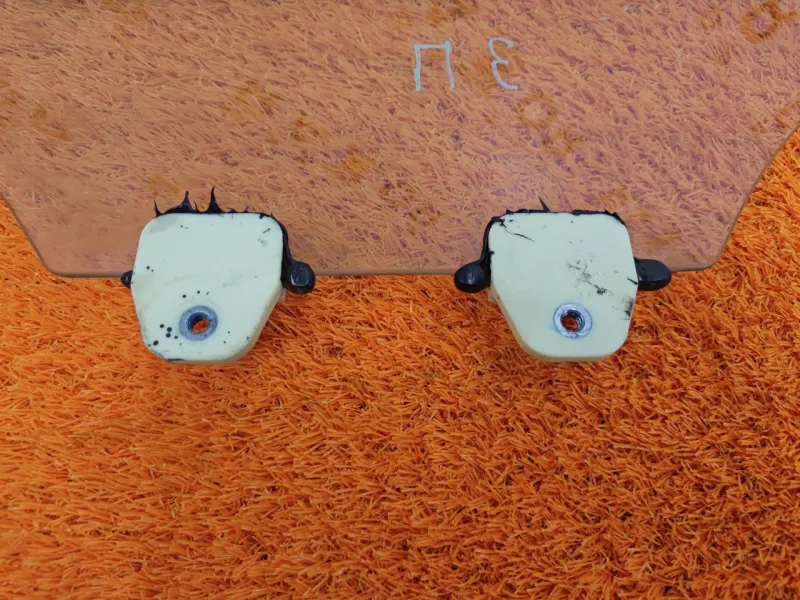 Стекло двери