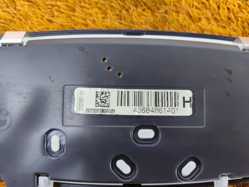 Плафон салона