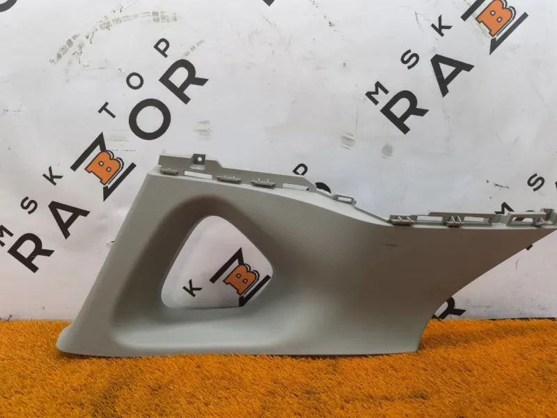 Накладка на стойку кузова