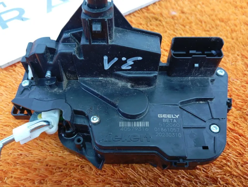 Замок двери