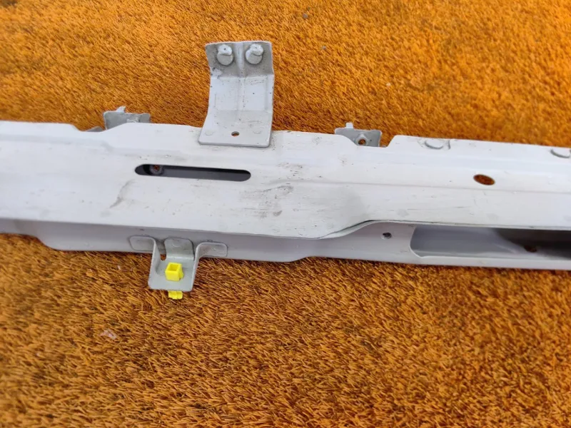 Панель передняя