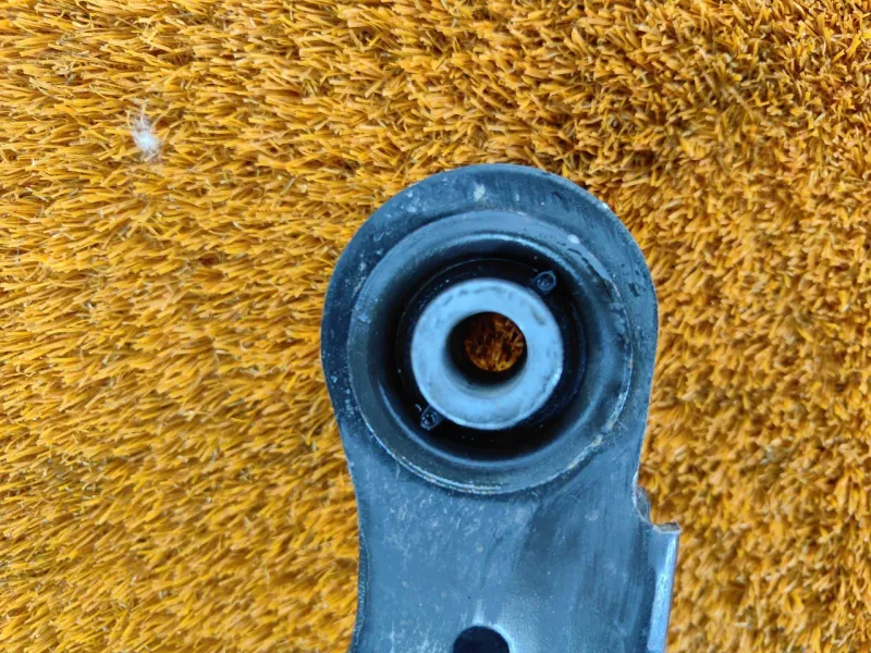 Рычаг подвески