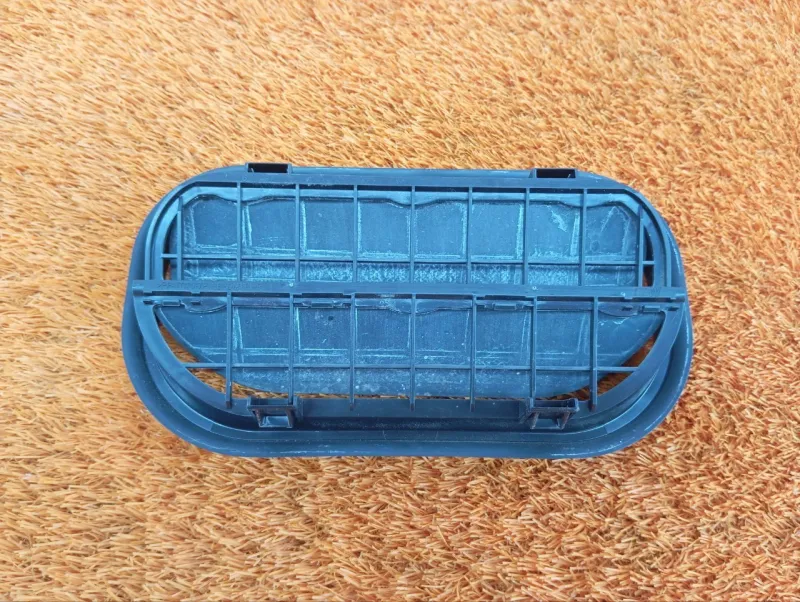 Решетка вентиляционная