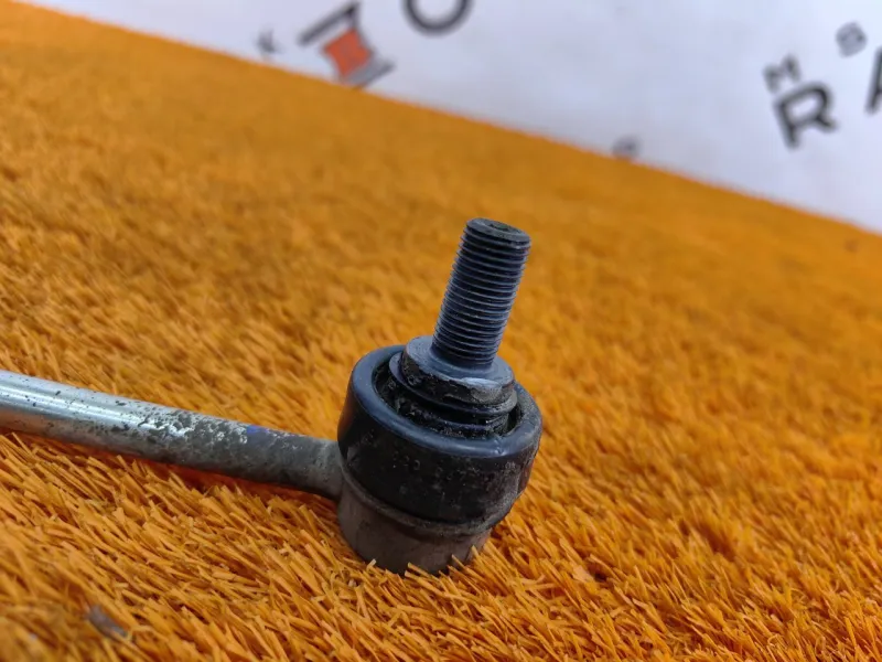 Стойка стабилизатора