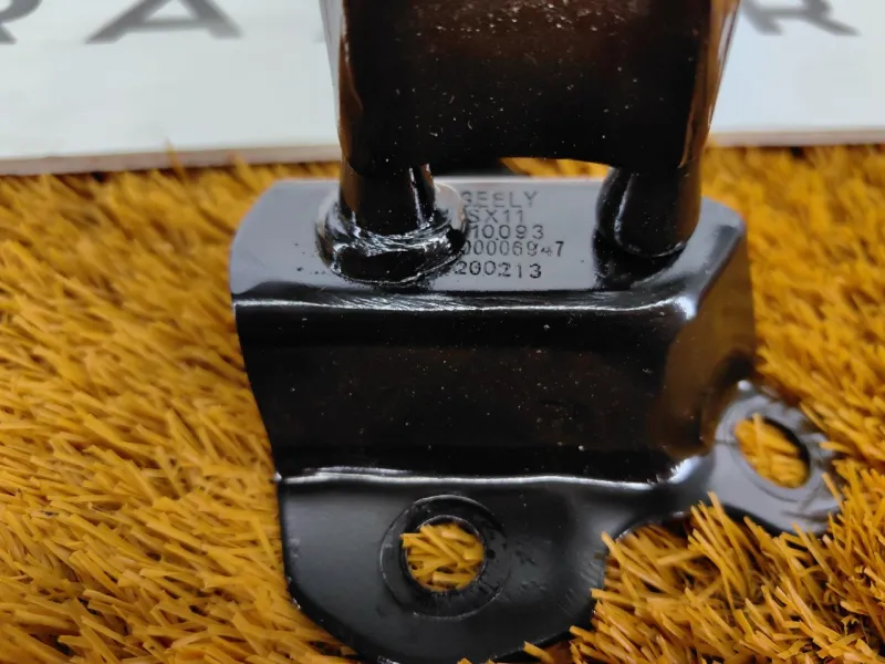 Крепление сиденья