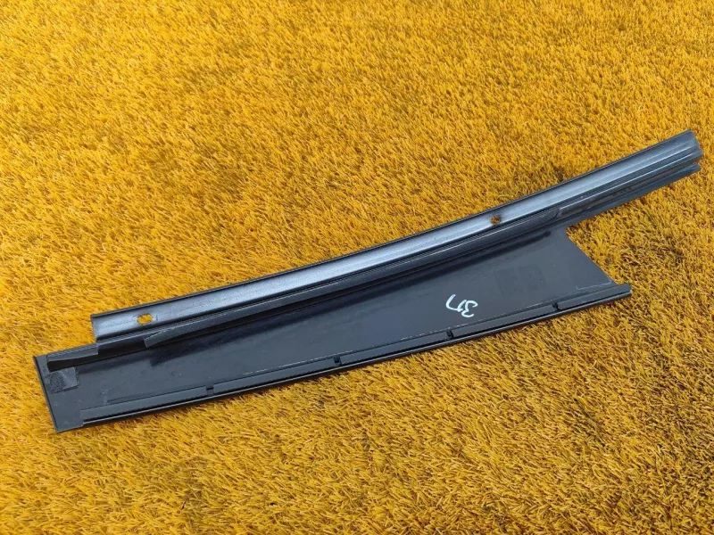 Молдинг двери