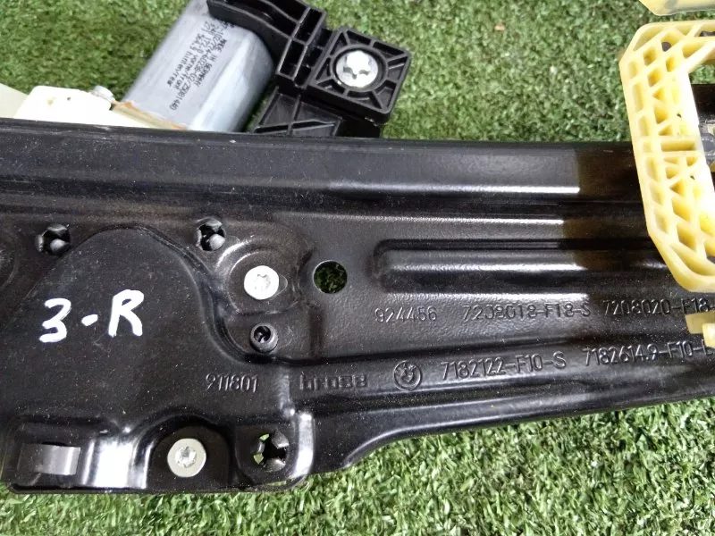 Стеклоподъемник BMW 5-Series 2011 51357182614 F10, задний правый